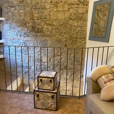 Pietre Antiche St John * Manciano